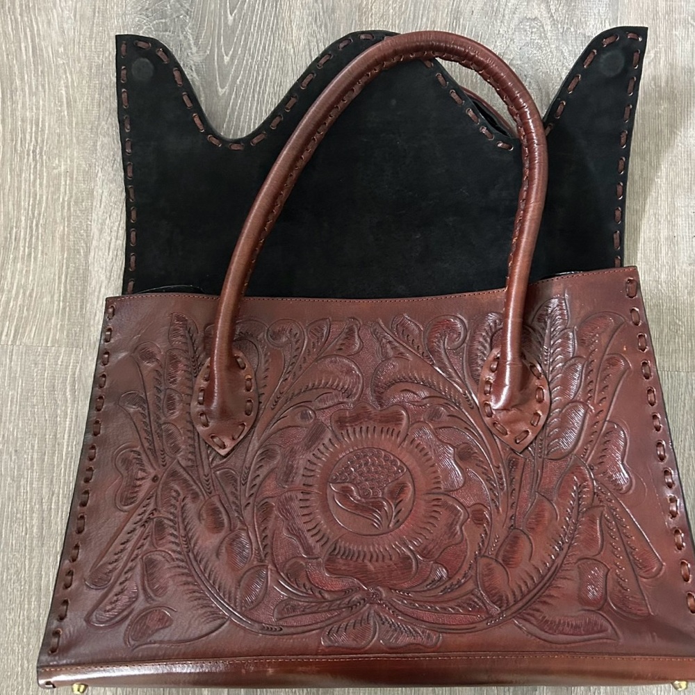 Large Top Handle Messenger Satchel Handtooled Leather Bag - Picture 11 of 12
